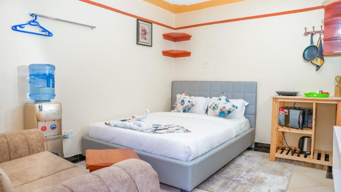 Nelly Fully Furnished Studios Найваша Экстерьер фото